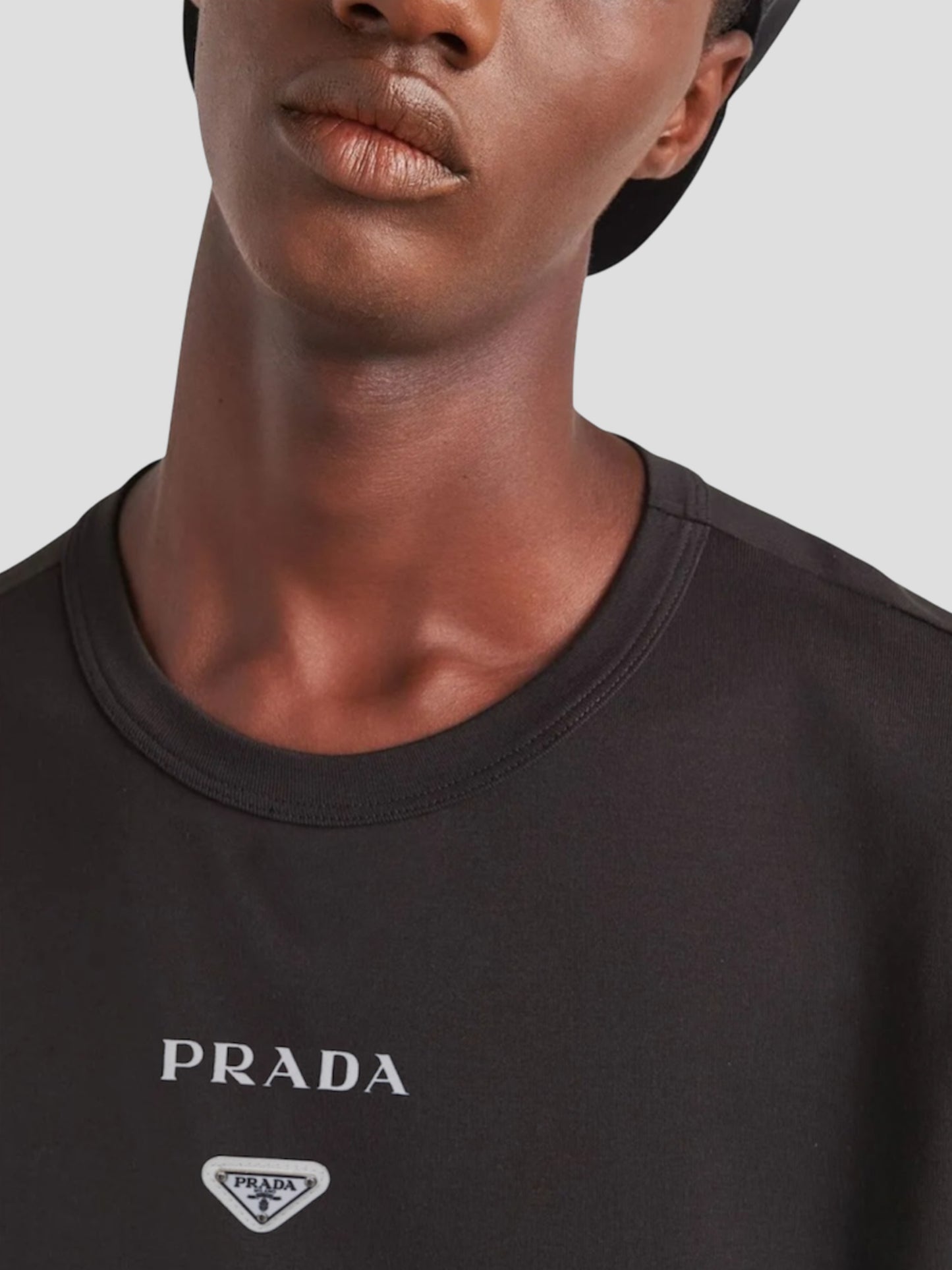 PLAYERA PRADA