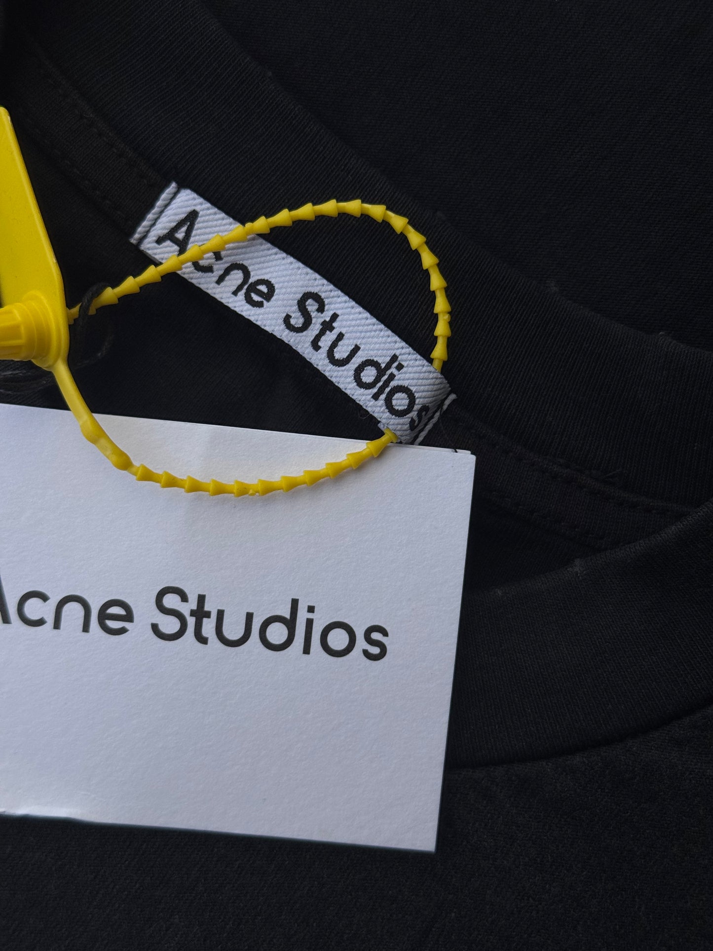 PLAYERA ACNE STUDIOS