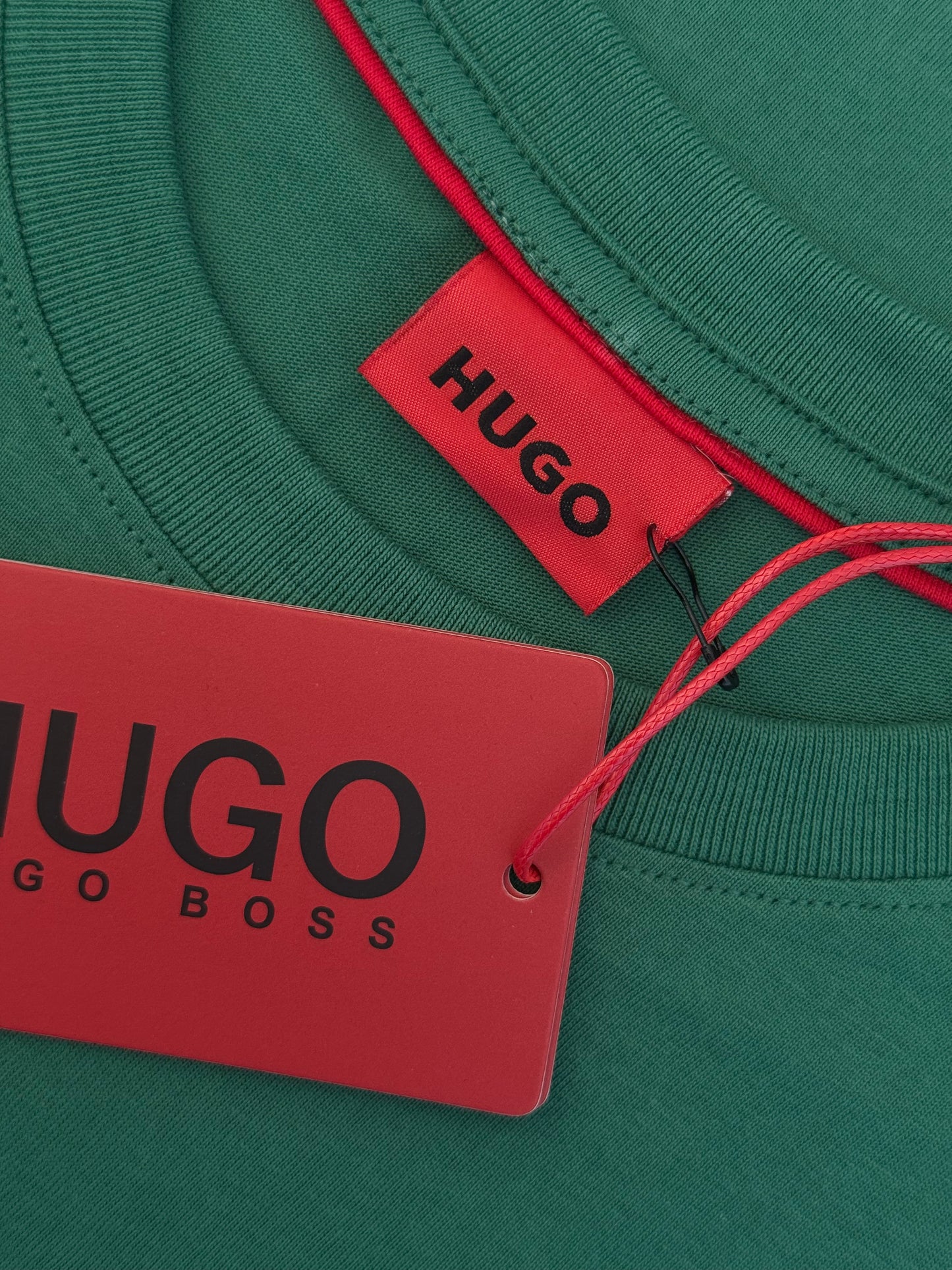 PLAYERA HUGO