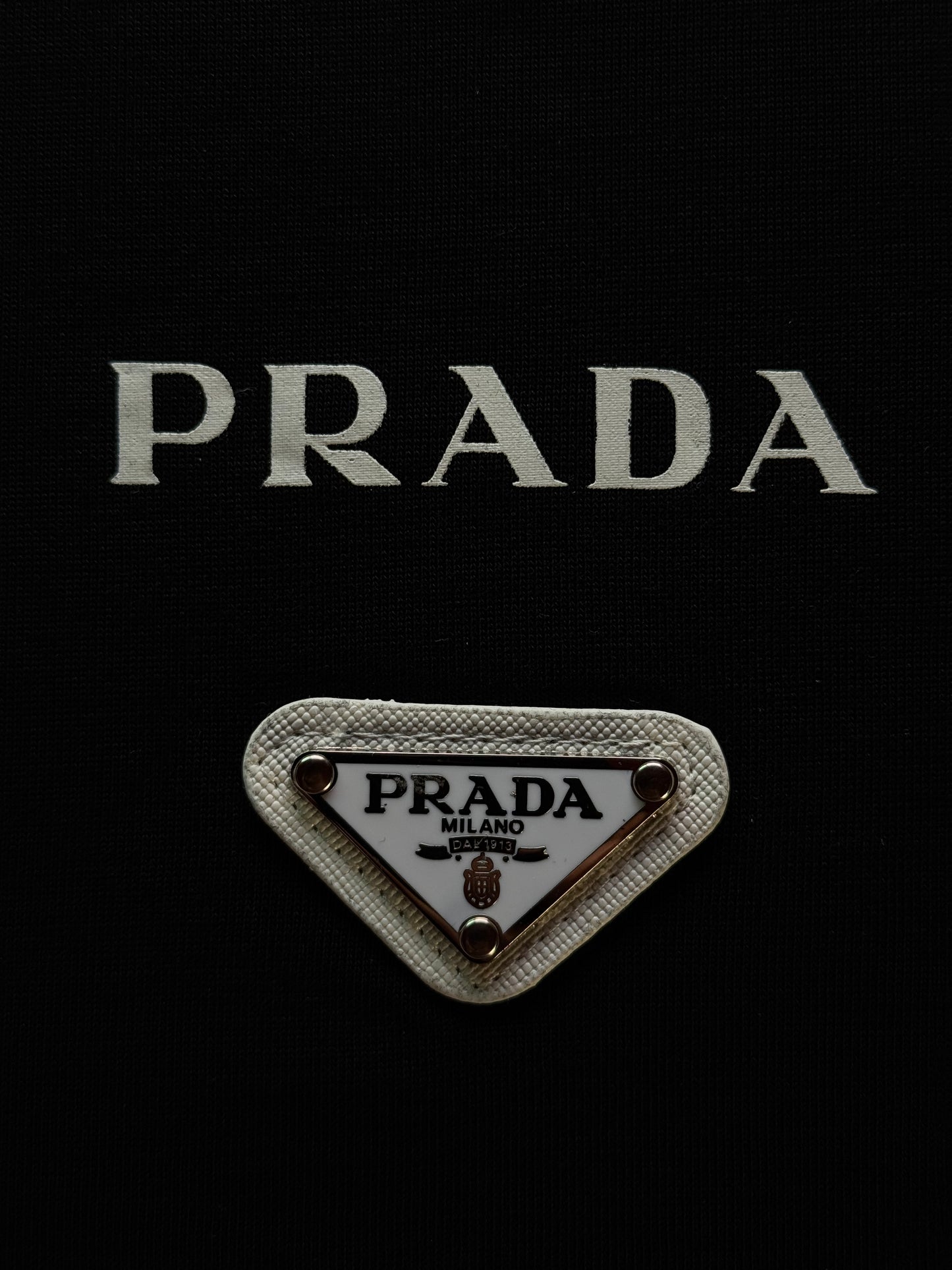 PLAYERA PRADA