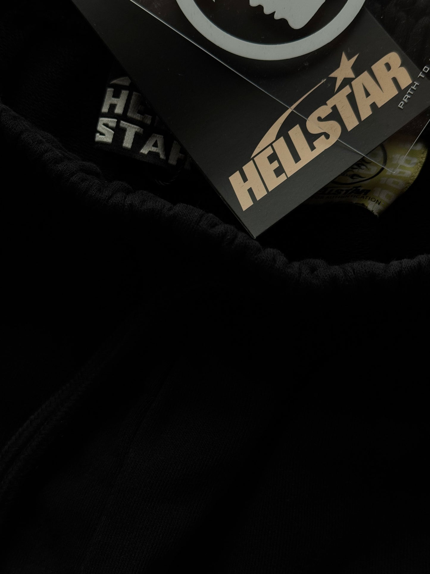 SHORT HELLSTAR