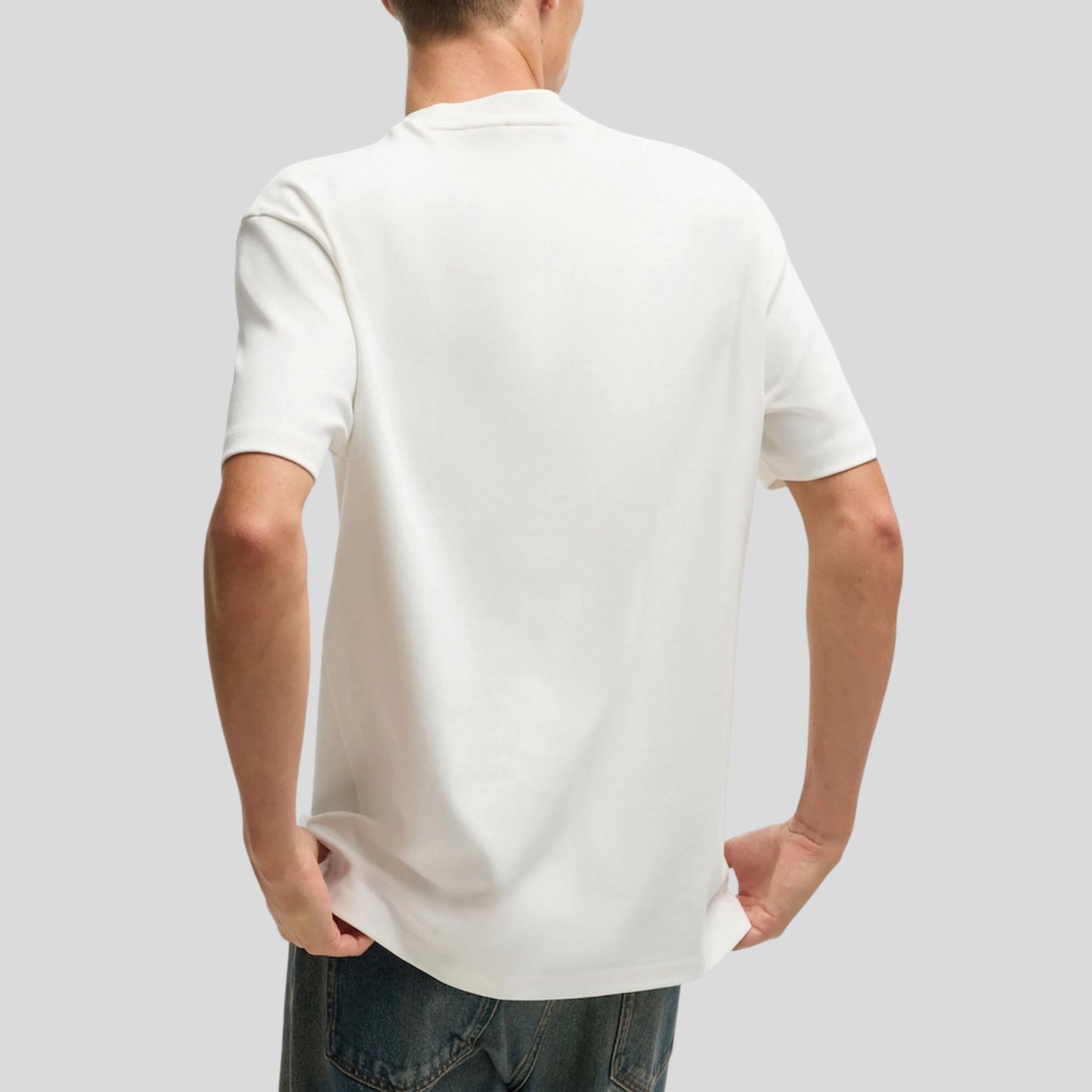 PLAYERA HUGO