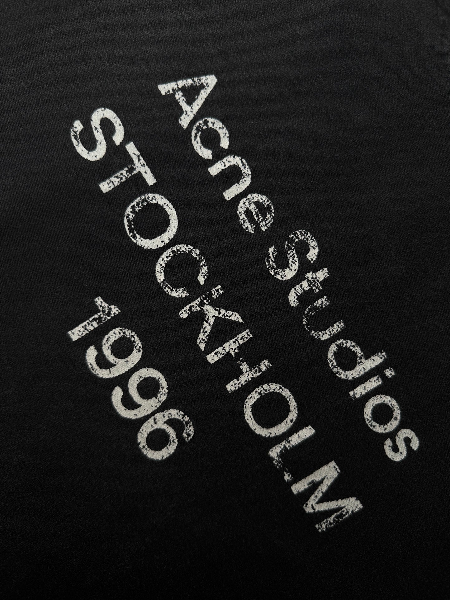 PLAYERA ACNE STUDIOS