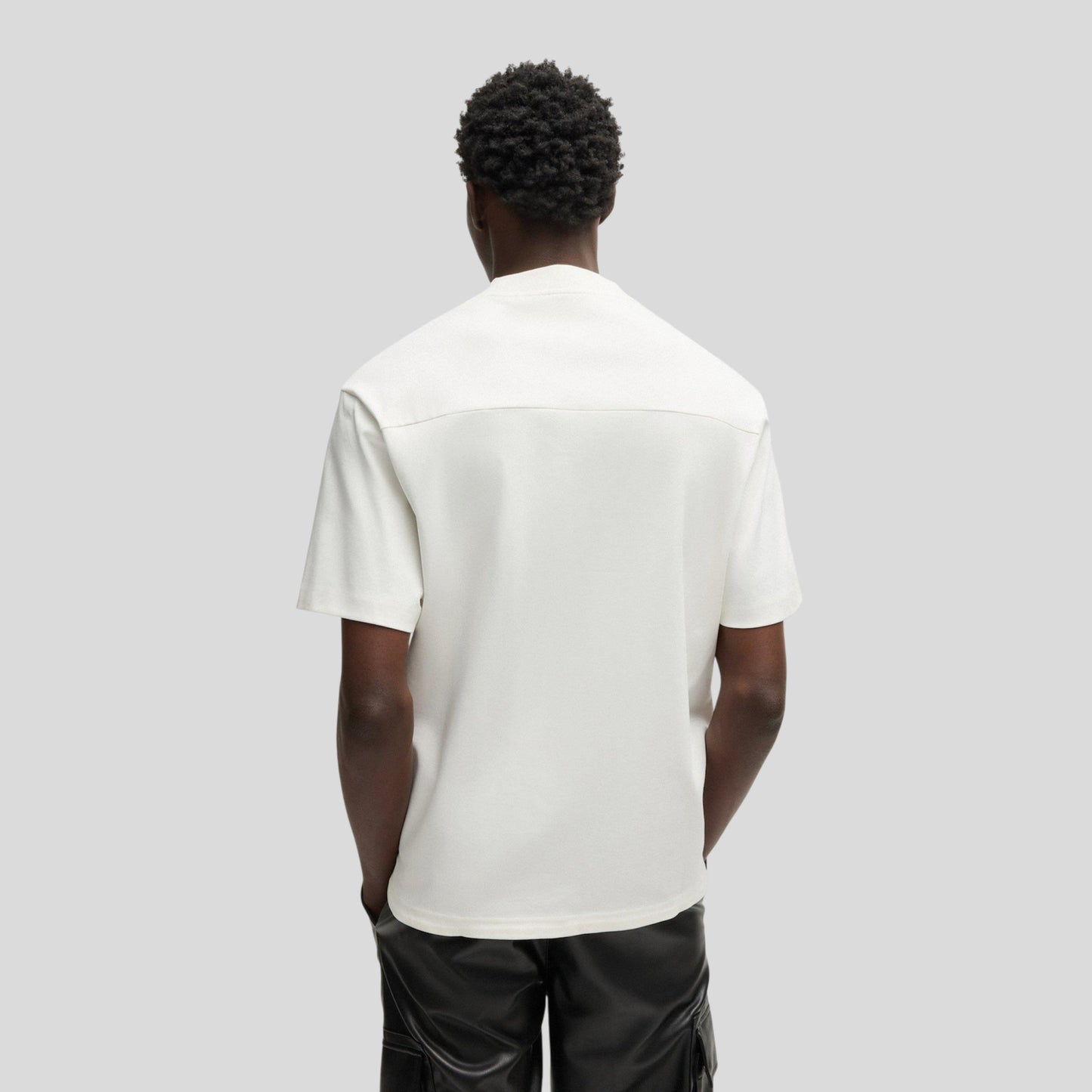 PLAYERA HUGO