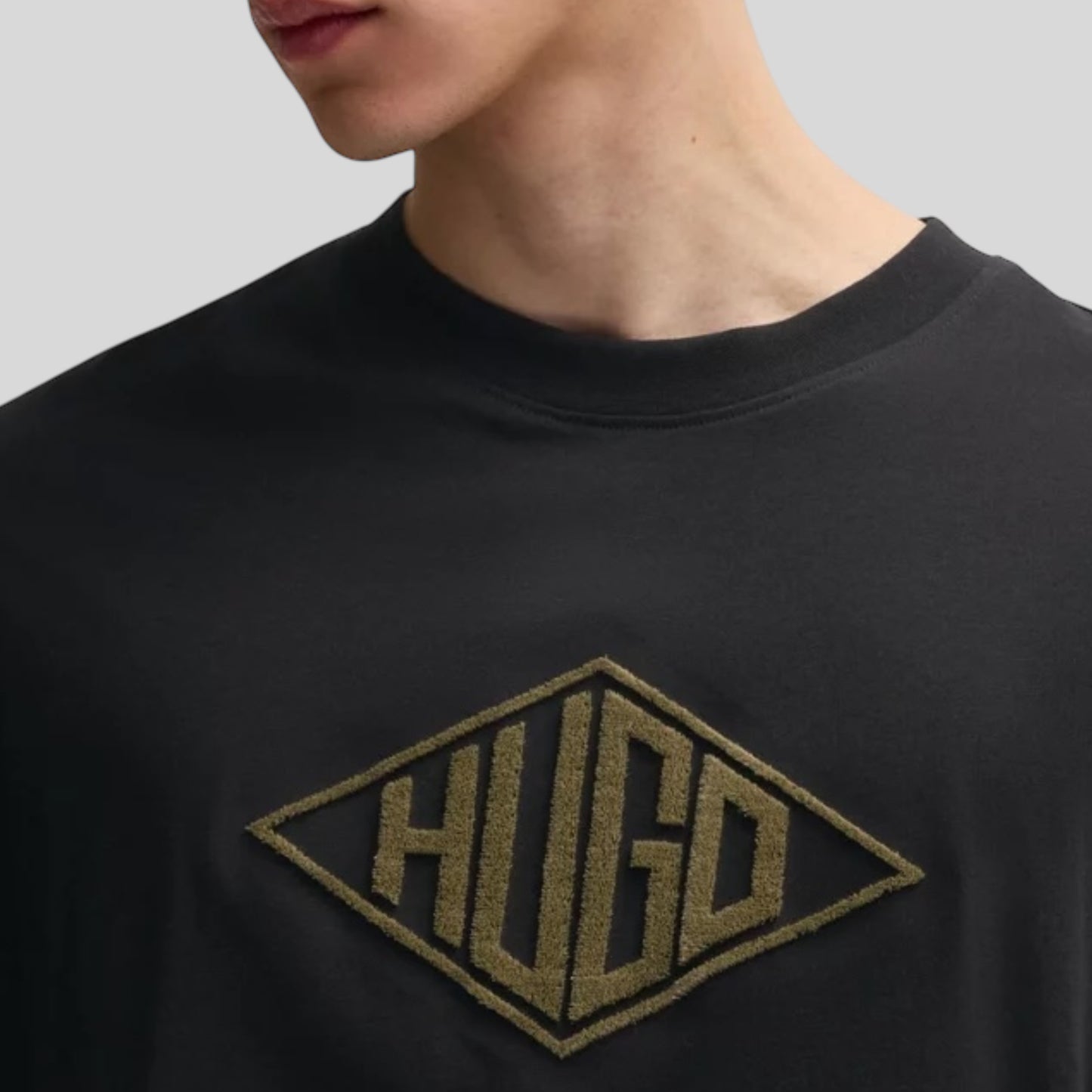 PLAYERA HUGO
