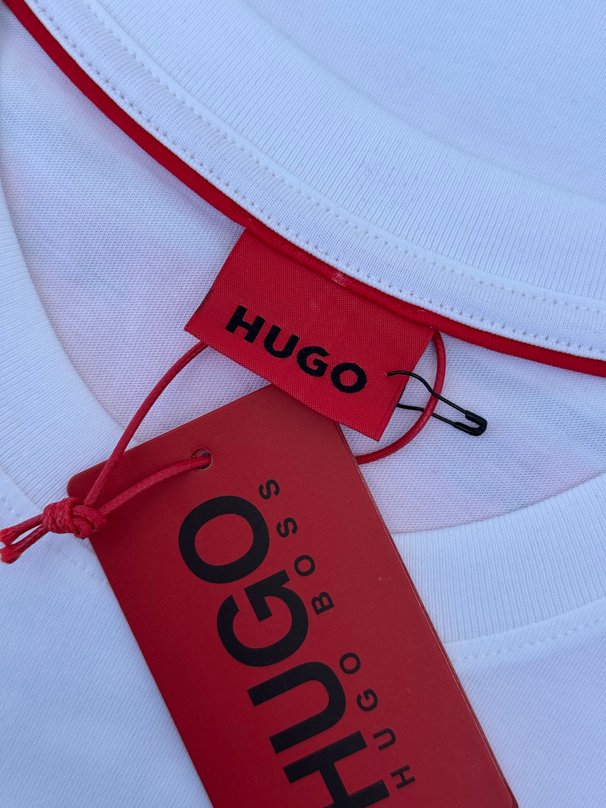 PLAYERA HUGO