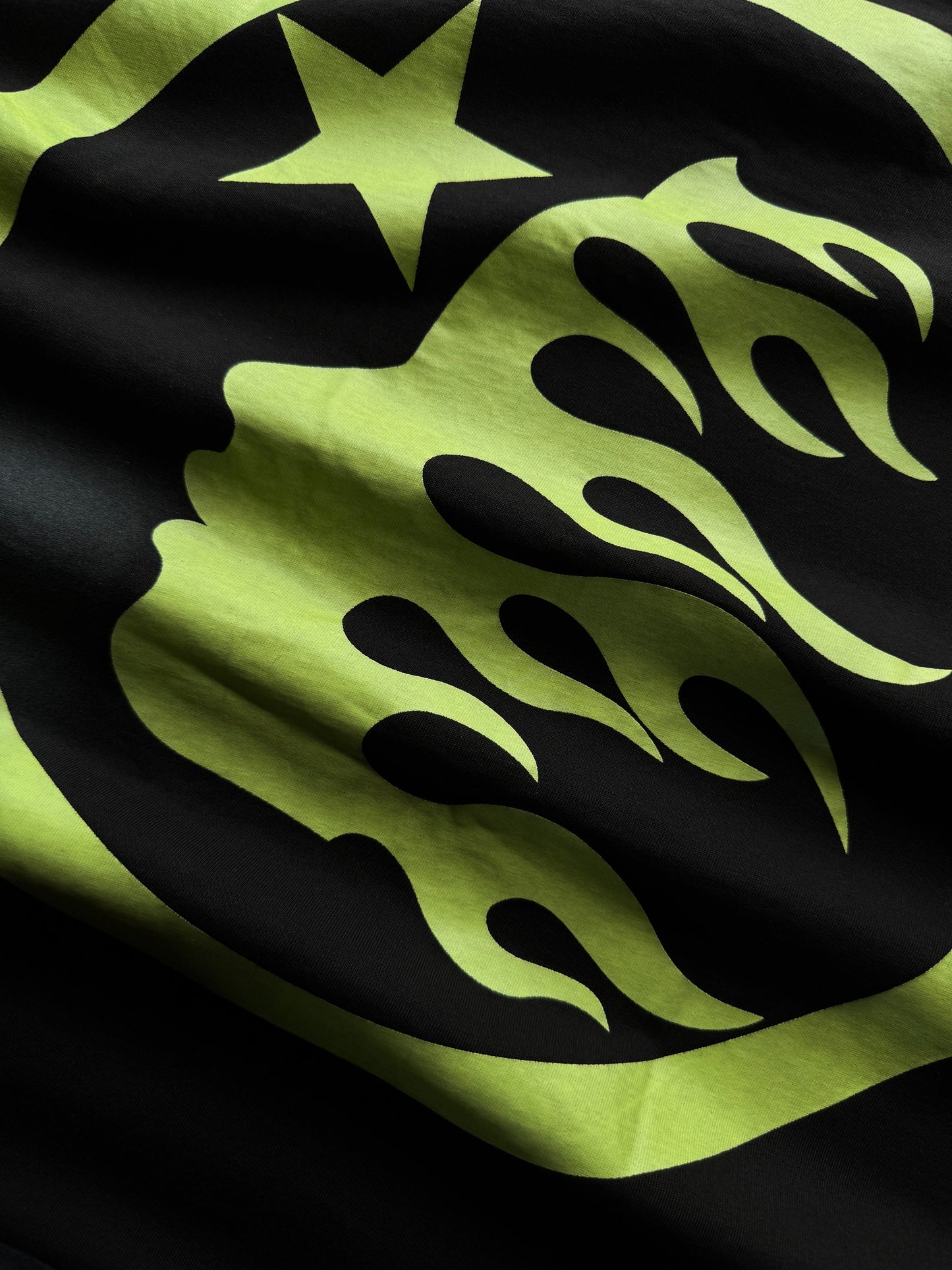 PLAYERA HELLSTAR