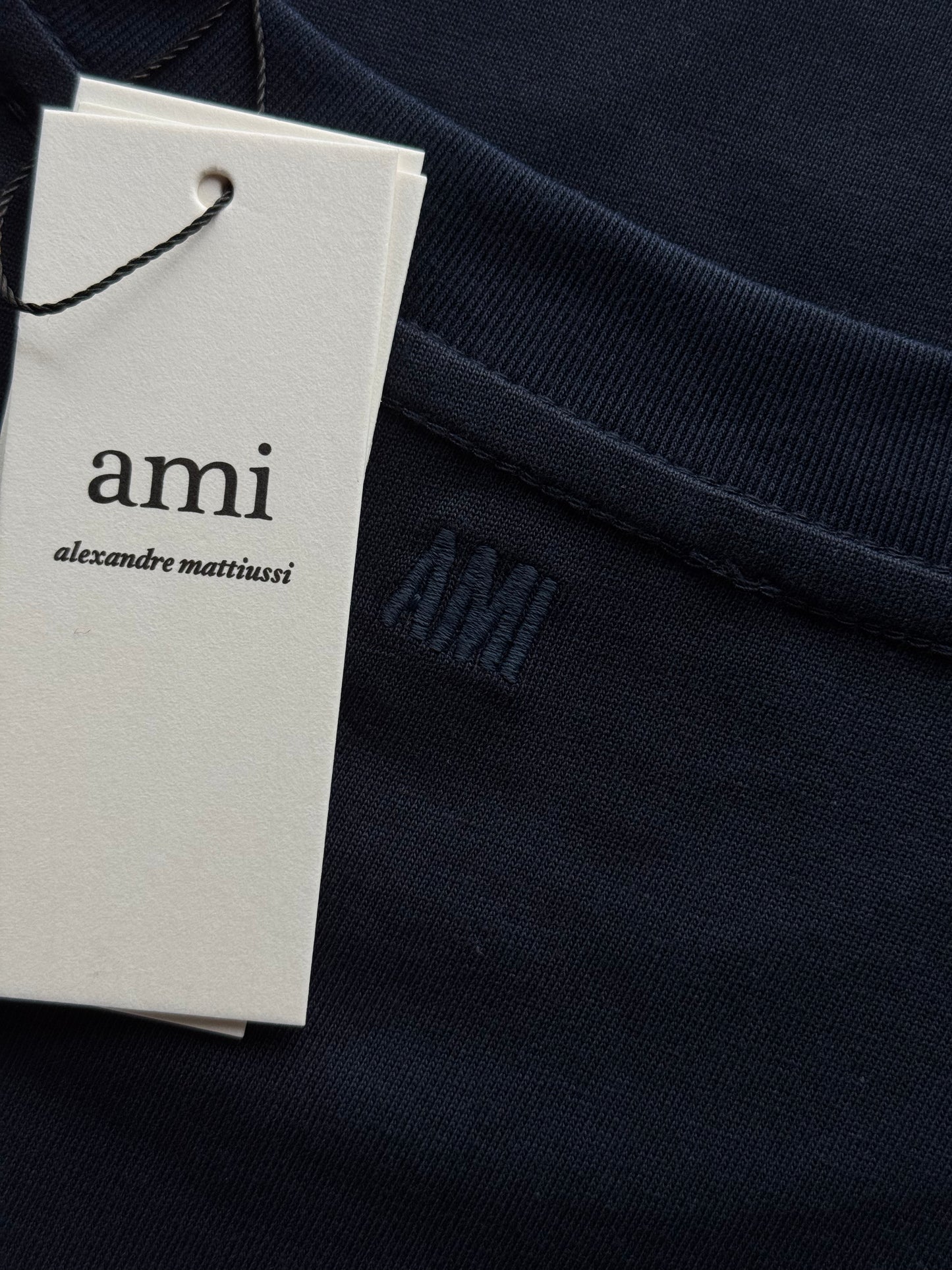 PLAYERA AMI