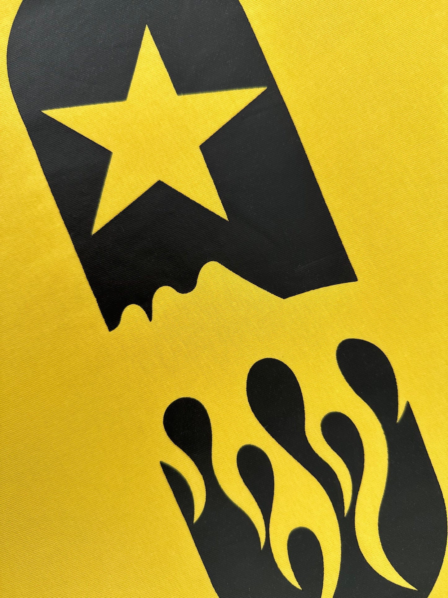 PLAYERA HELLSTAR